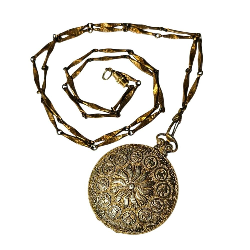 Vintage Max Factor Zodiac Railroad Watch Style Powder Compact Necklace - Picture 2 of 4